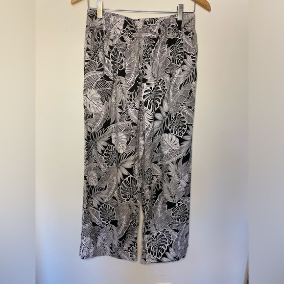 Anne Carson Linen and Rayon Wide Leg Floral Black and White Boho Pants Sz Large - Picture 1 of 8